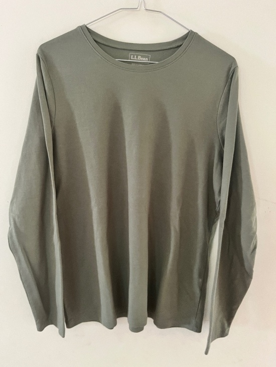 L.L. Bean Tops - LLBean long sleeve cotton t-shirt, like new!